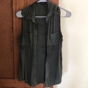 Express sleeveless blouse